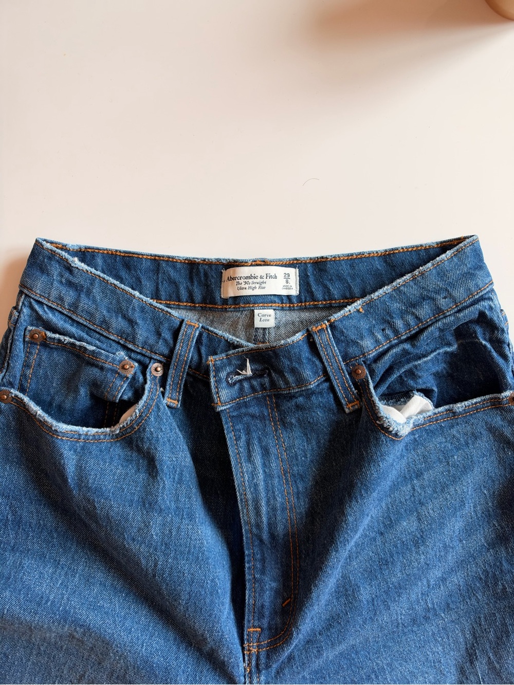 Abercrombie & Fitch Dark Blue The 90’s Straight Ultra High-Rise Curve Love Jeans